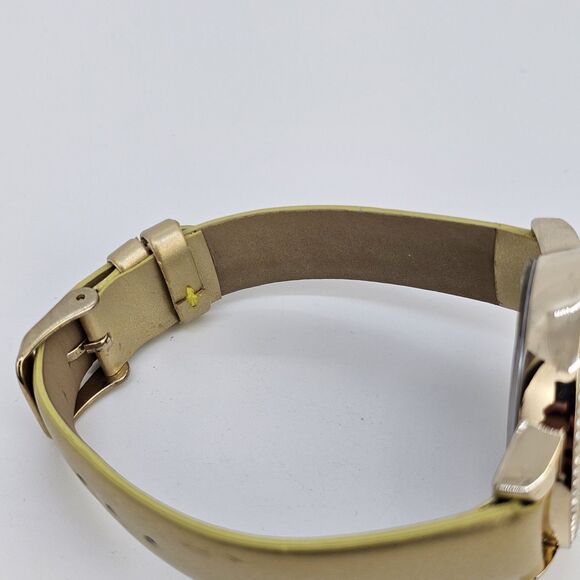 Manhattan Croton Watch Women 37mm Gold Tone Pave Bezel Bling New Battery - Picture 12 of 13